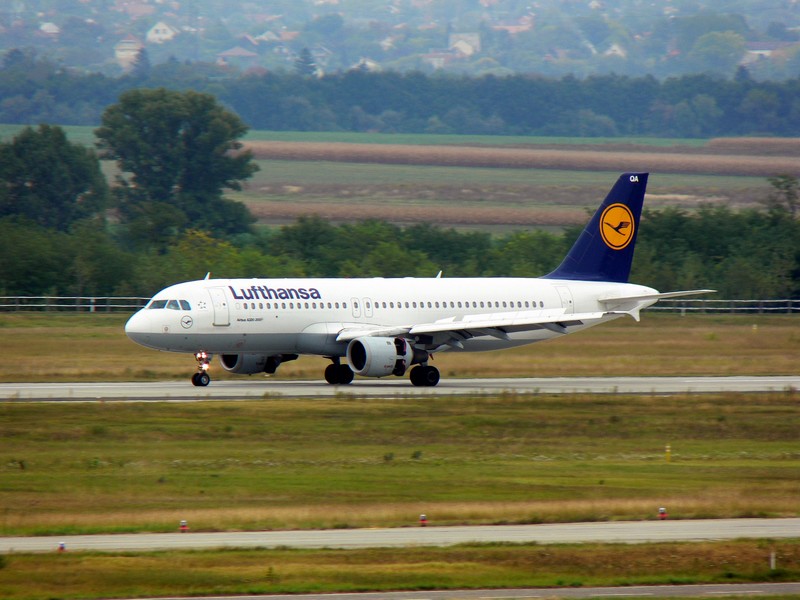Airbus A320-200